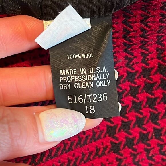 Talbots Women's Red Wool Plaid Square Neck Open Front Cropped Jacket Size 18 - Picture 11 of 12